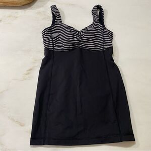 Lululemon striped solid combo tank top size 6